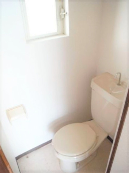 メゾン上津のトイレ|落ち着いたトイレです