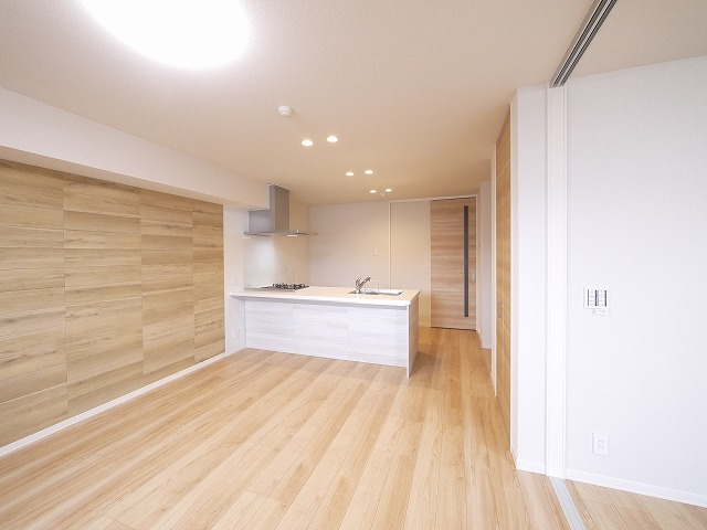 シャーメゾンＡＶＡＮＣＥの居間・リビング|ゆったりとした居間です