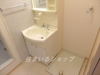 広島市安佐北区亀山２丁目のアパートの洗面所|シャンプードレッサー