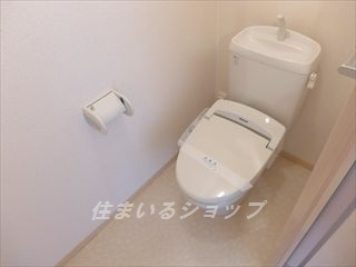 広島市安佐北区亀山２丁目のアパートのトイレ|シャワートイレ