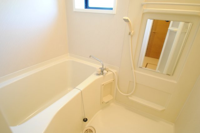 エクセル東櫛原の浴室