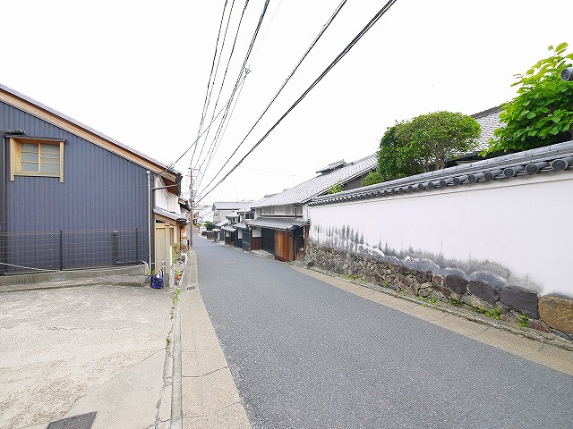 鳴川町古民家物件の周辺