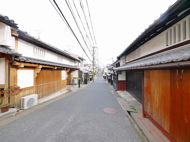 鳴川町古民家物件の周辺
