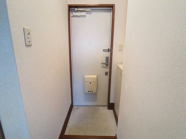 フロントヘルメスの玄関