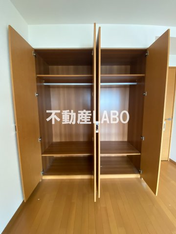 リーガル弁天町Ⅱの収納