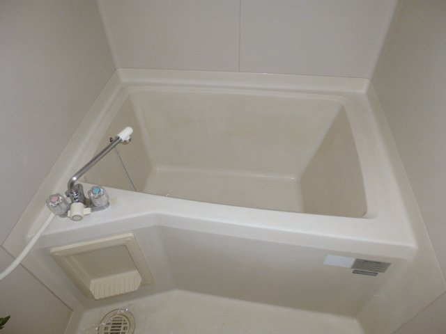 フレグランス羽島台の浴室