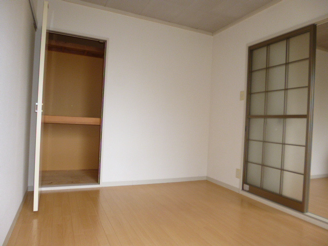 フレグランス羽島台の収納|洋室