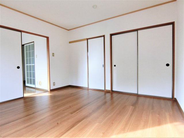 メゾンクレールＢの居間・リビング