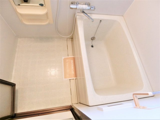 メゾンクレールＢの浴室