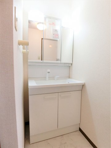 メゾンクレールＢの洗面所