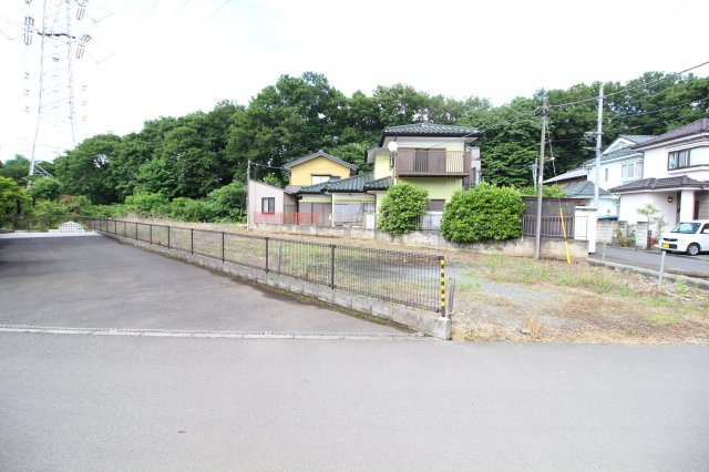 狭山市入間川　建築条件なし売地　「狭山市駅」バス10分　敷地182坪　【富士見小学区】の外観