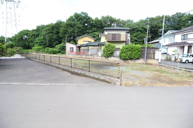 狭山市入間川　建築条件なし売地　「狭山市駅」バス10分　敷地182坪　【富士見小学区】の外観