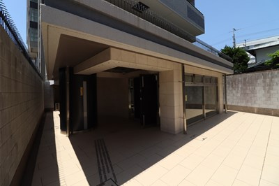 【エントランス】 | アメニティ山科駅前308