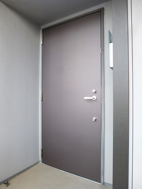 ParkAxis台東根岸の設備|玄関ダブルロックセキュリティです