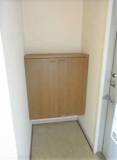 アーバンライフ津福の玄関|シンプルで使いやすい玄関です