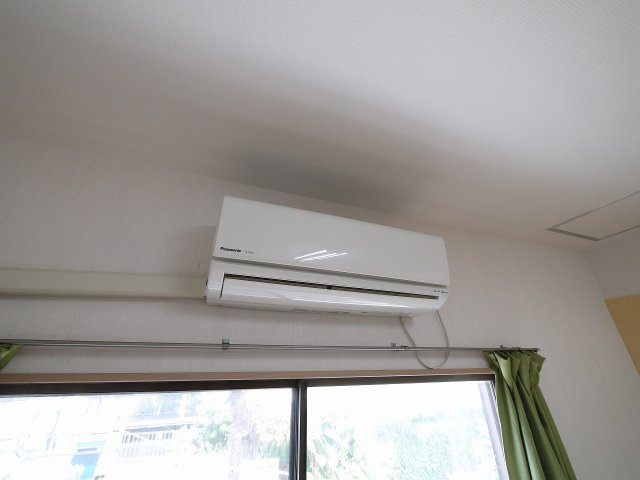 領内商会ビルの内装