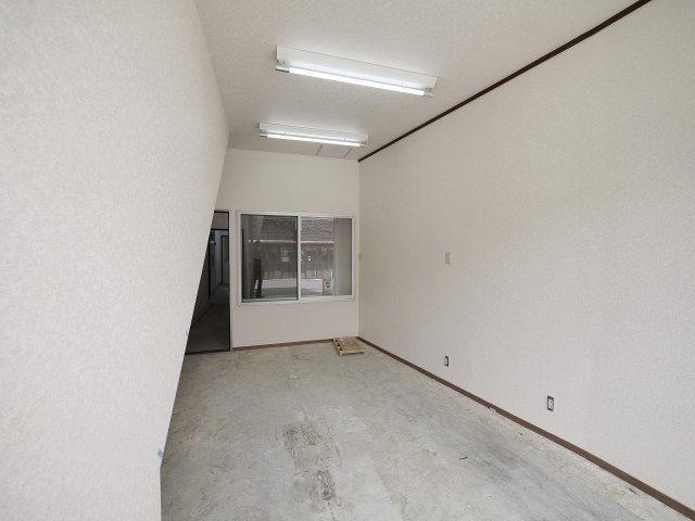 領内商会ビルの内装