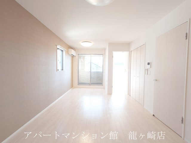 Pure Houseの居間・リビング
