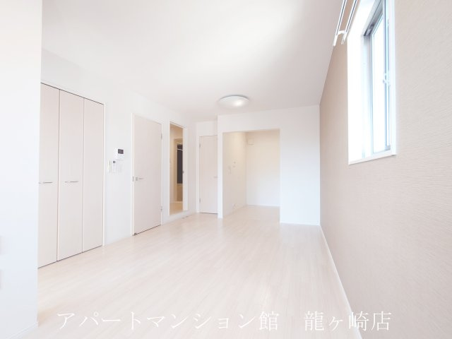 Pure Houseの居間・リビング