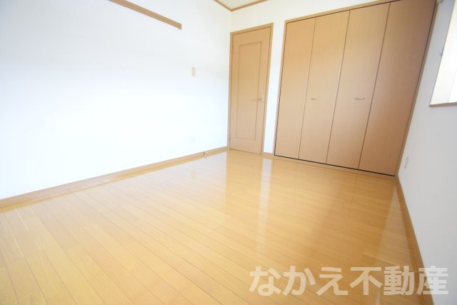 【寝室】 | 落ち着いて過ごせるお部屋なので、寝室にいかがでしょうか