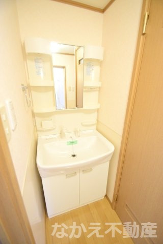 【洗面所】 | 忙しい朝には欠かせない洗面所です