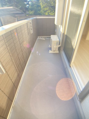 アクシス八幡のバルコニー