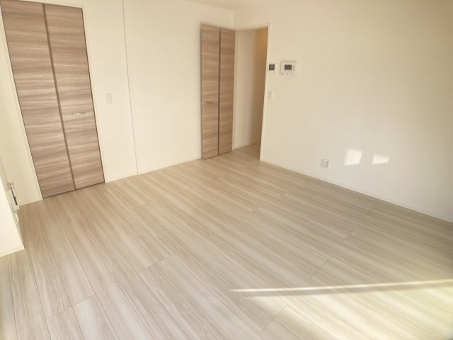 アクシス八幡の居間・リビング