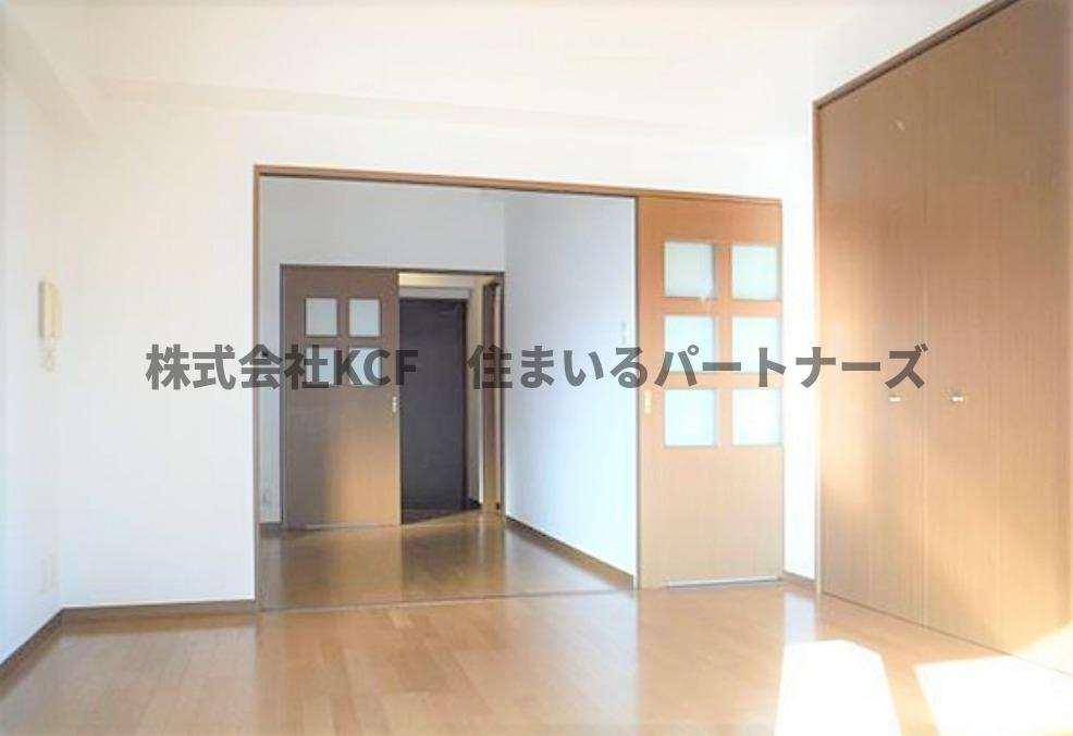 クラインドルフの居間・リビング|こちらのリビングで趣味の時間をお楽しみください