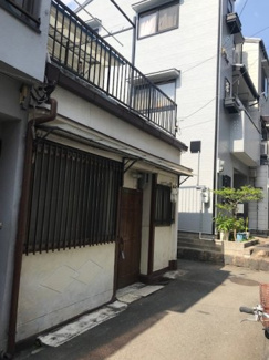 【前面道路含む現地写真】