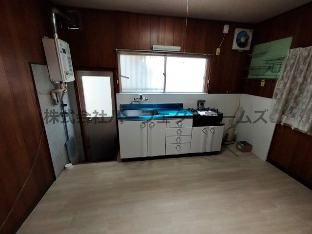 中神田町戸建　賃貸の居間・リビング