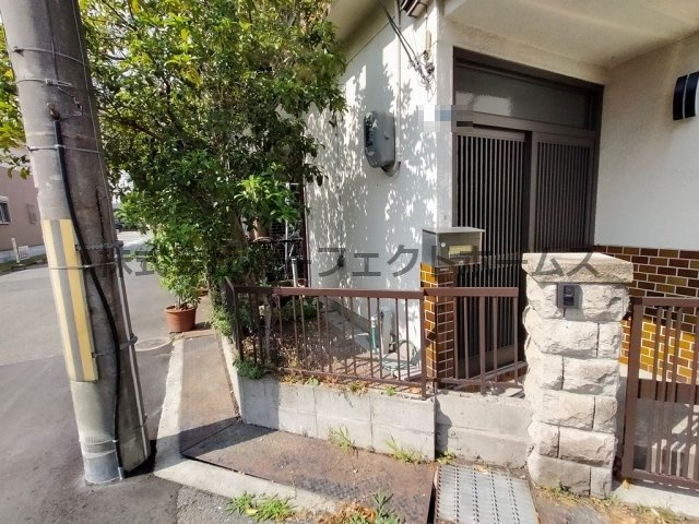 中神田町戸建　賃貸のエントランス