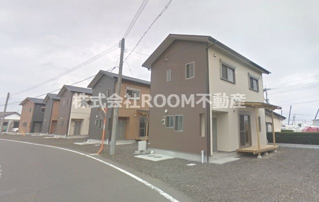 T´Ｓ　ＳＱＵＡＲＥ