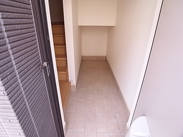 グレイスヒル垂水の玄関