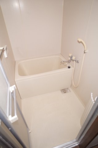 【浴室】 | 明生ビル | お風呂掃除の当番はだれ？