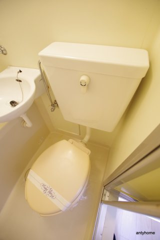 ロフティ淡路Ⅰ　仲介手数料無料のトイレ