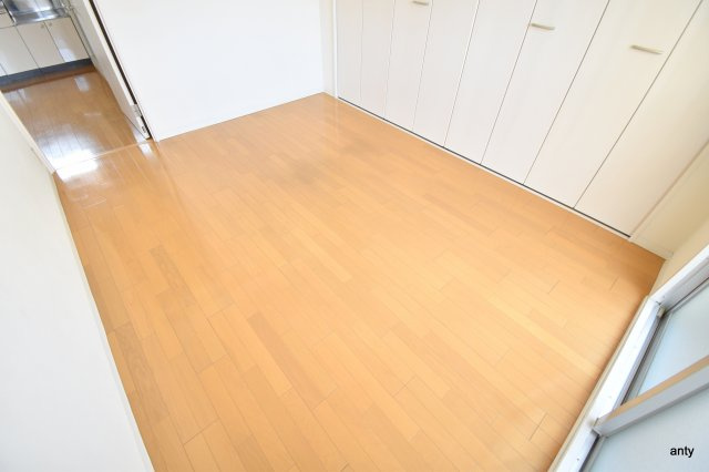 エゼ京橋　仲介手数料無料の寝室