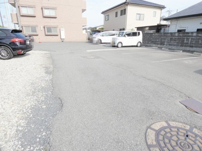 【駐車場】 | ユーミーローズ