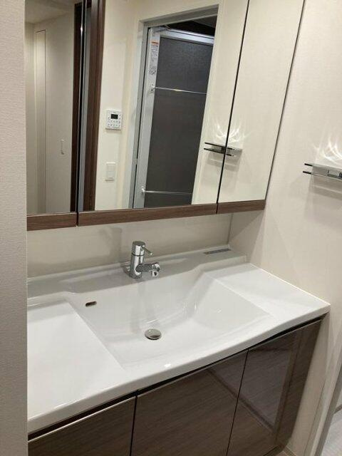プラウドタワー小岩ファーストの洗面所