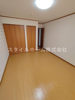 【洋室】 | コーポ・ラピッシュビレッジ