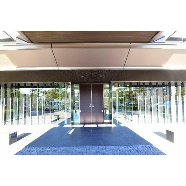 リヴァリエＢ棟（川崎区港町）のエントランス|落ち着いたエントランスです