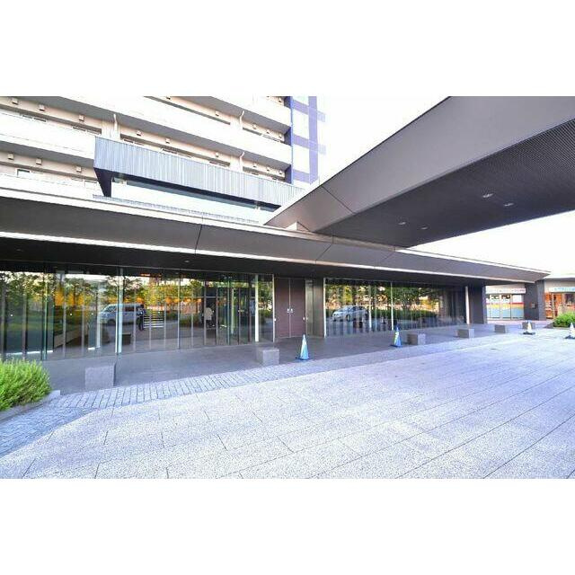 リヴァリエＢ棟（川崎区港町）のエントランス|清潔なエントランスです