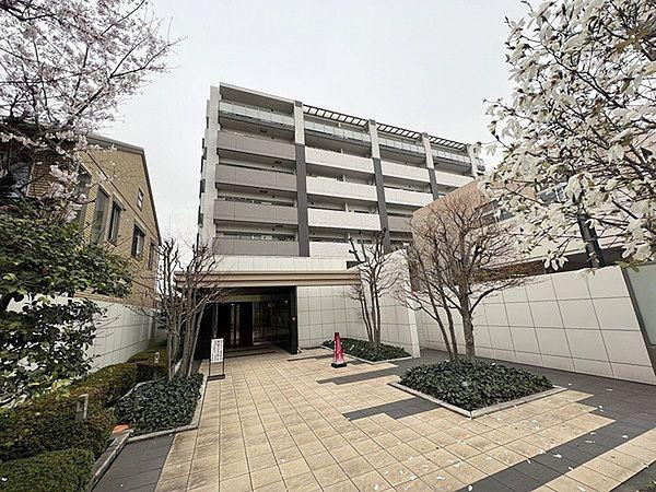 レクセルガーデン川崎殿町 （川崎区殿町1丁目）の外観|外観もきれいです　レクセルガーデン川崎殿町　三方角部屋　ペット飼育可　1階部分　3LDK　フラット35S利用可　24時間セキュリティ　モバイルホームコントロールシステム　2007年3月築　