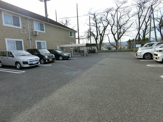 クレメント　ヒルⅠの駐車場
