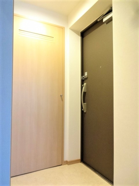 トレブライトの玄関