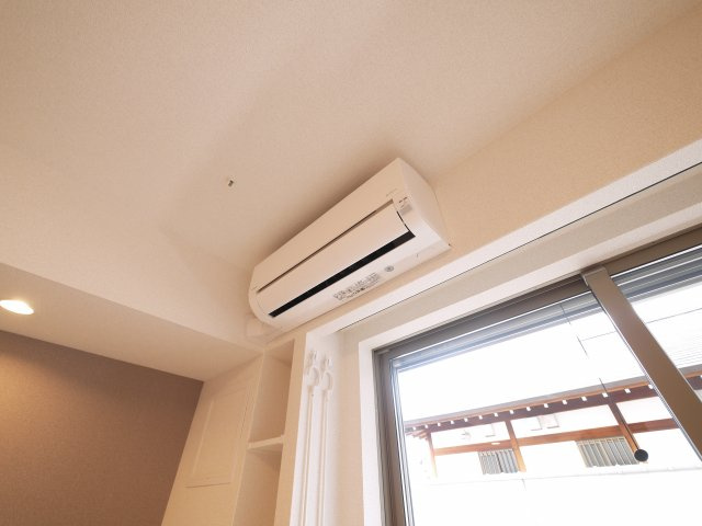 ガーデン・ヴィラ　サンサンの設備|エアコン