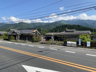 【前面道路含む現地写真】 | 船木　売土地 | 敷地北側接道