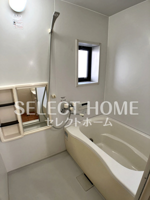 【浴室】 | オーキットコートC棟 | 落ち着いた空間のお風呂です
