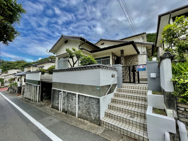 柏原３丁目戸建の外観