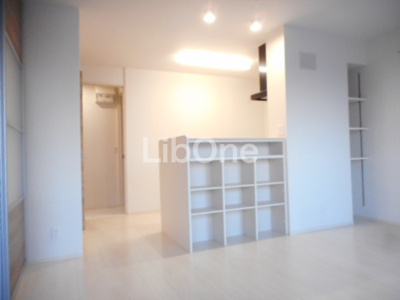 【居間・リビング】 | テラス市川高谷