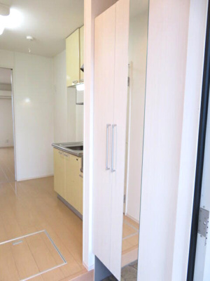 【エントランス】 | スプリングヒルズB